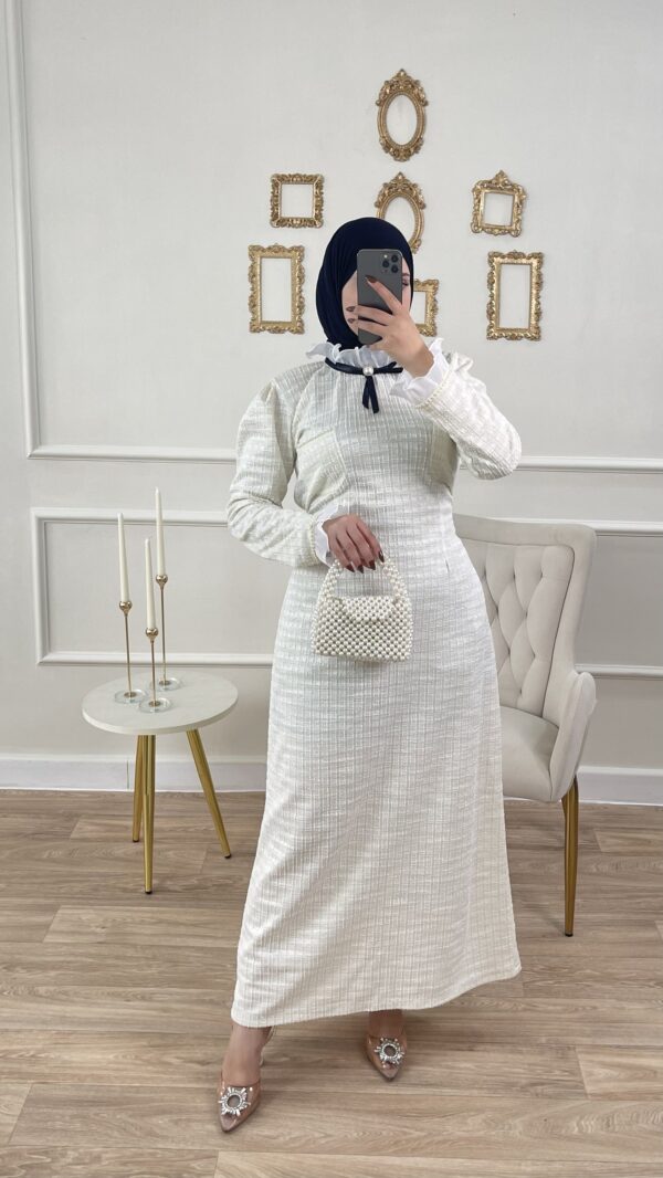 ROBE ALYANA (CHANNEL)