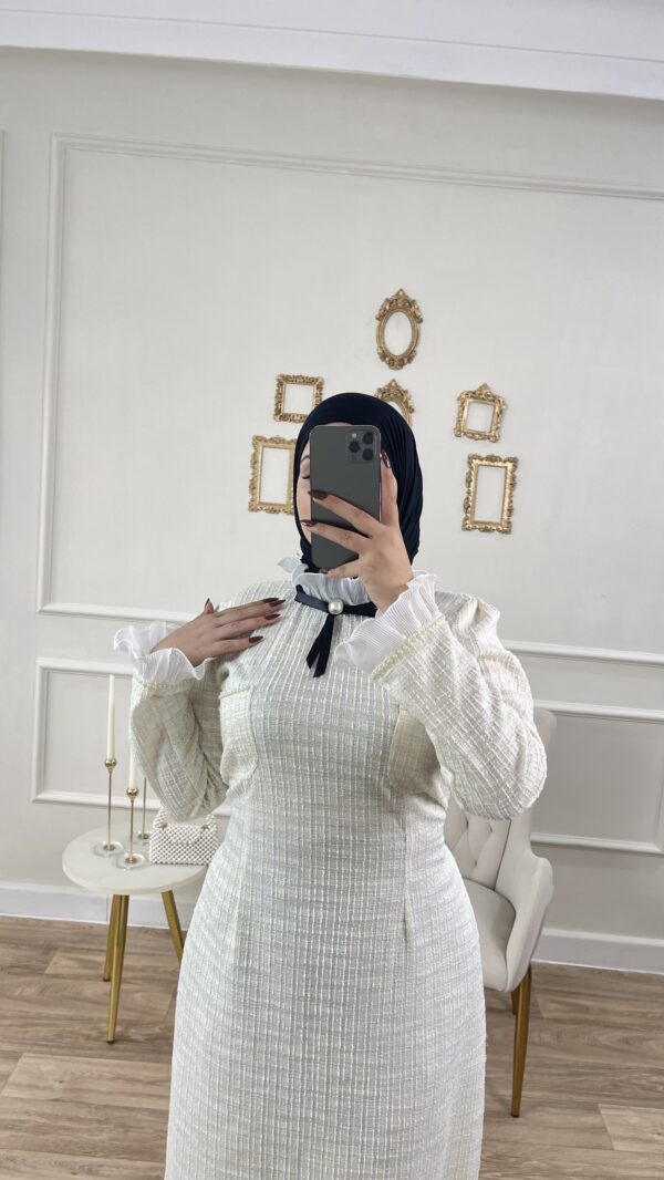 ROBE ALYANA (CHANNEL)