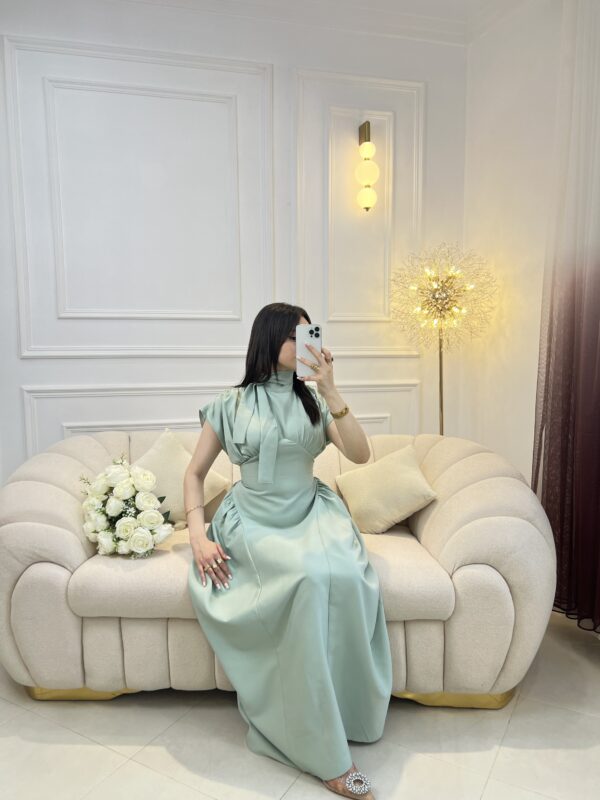 ROBE ARISS