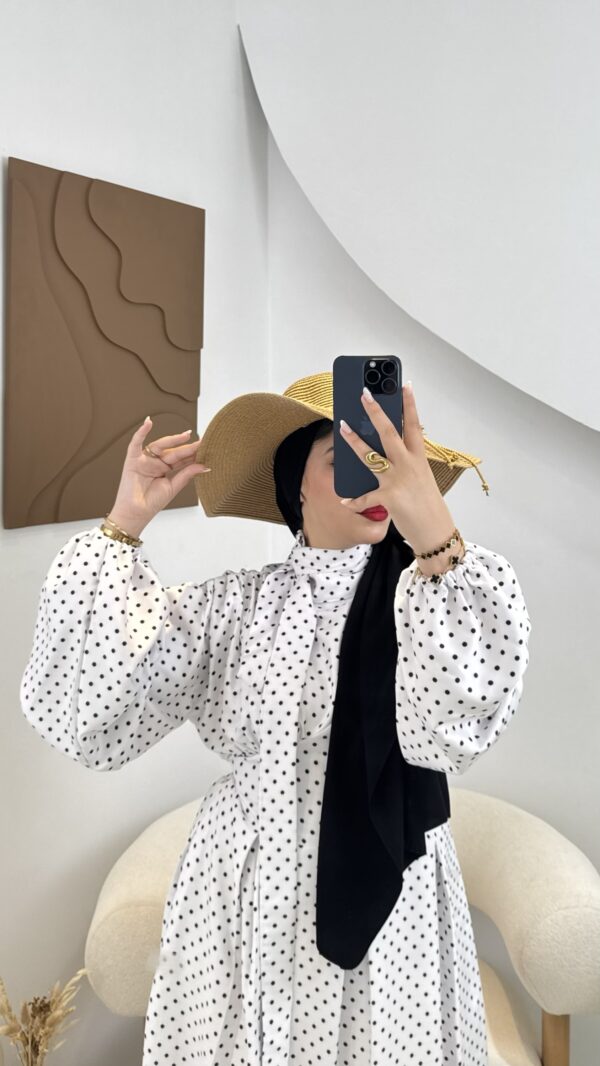 ROBE CYRELLA