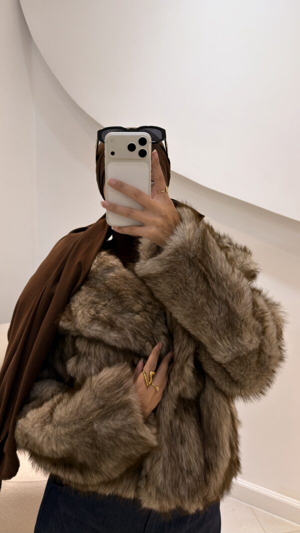 VEST FOURRURE BLANC TACHES MARRON