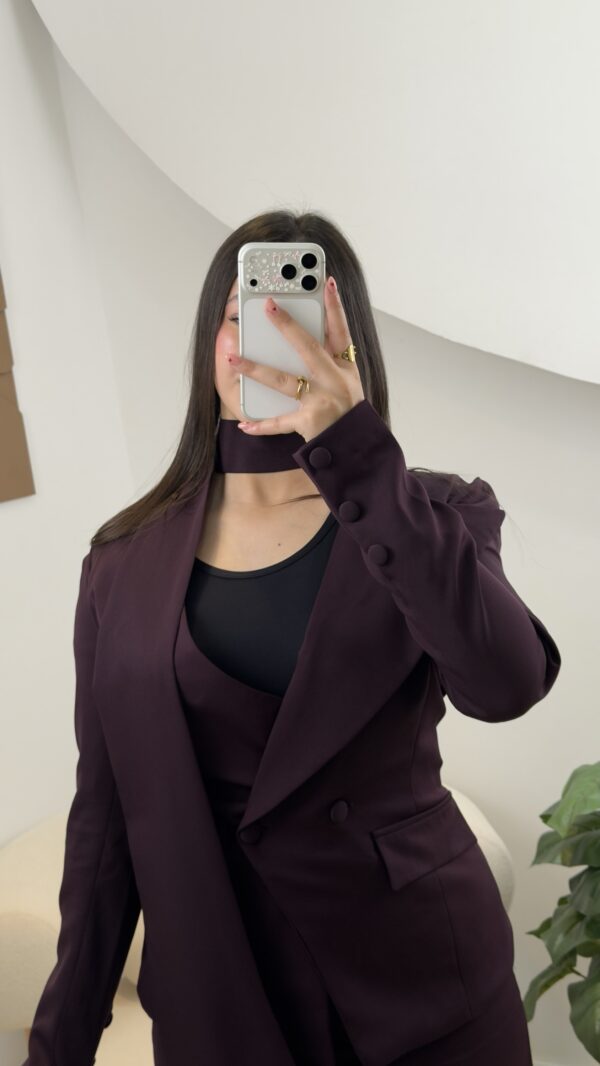 COSTUME HAZEL